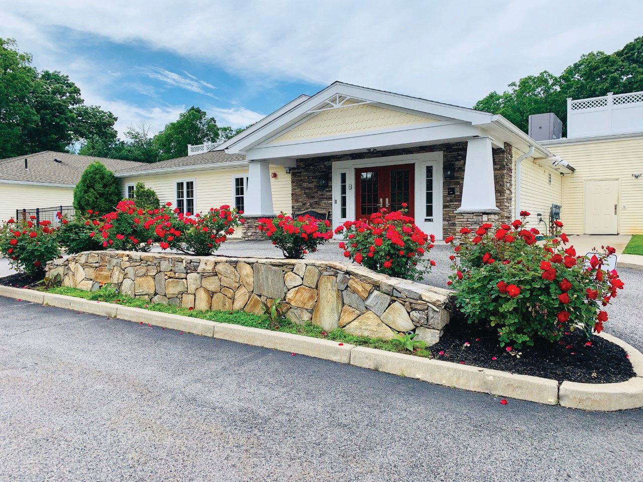 Briarcliffe Gardens Memory Care Assisted Living Residence on Old Pocasset Road in Johnston provides compassionate care and research-backed services to those with Alzheimer’s Disease, dementia and other memory-loss conditions.